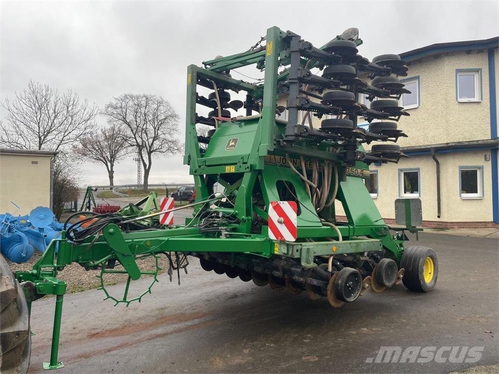 John Deere 750A 6m Presisjonssåmaskiner