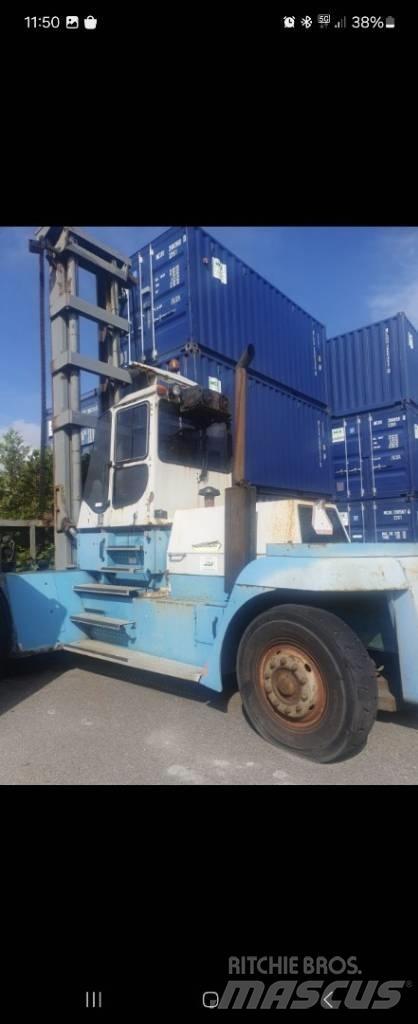SMV 16 ton Diesel Trucker