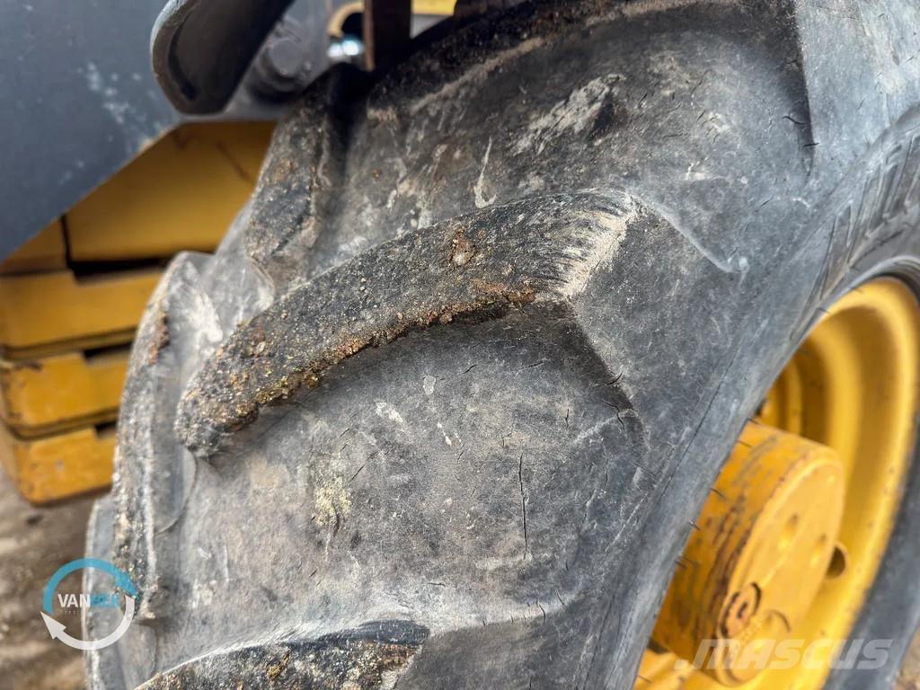 CAT 428C Traktorgravere