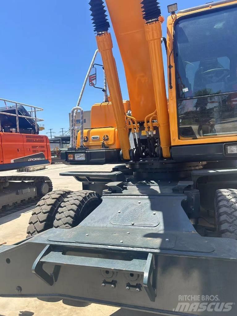 Hyundai R210W-9 Hjulgravere
