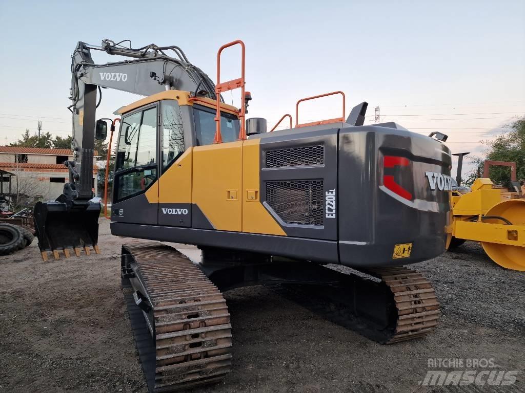 Volvo EC 220 E Beltegraver