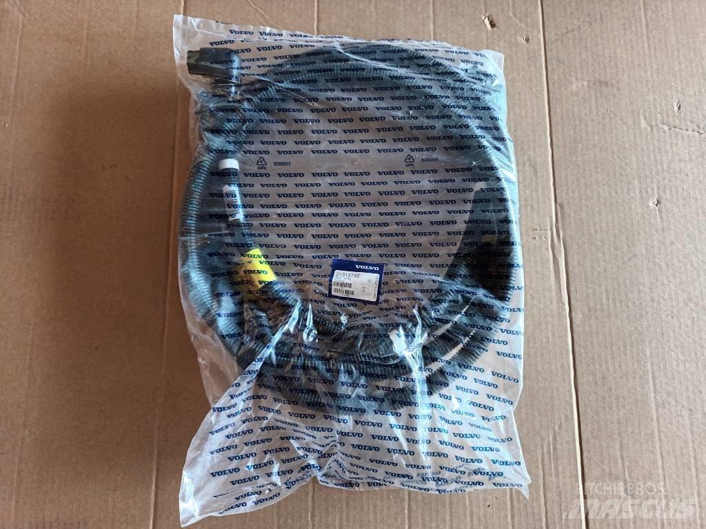 Volvo HOSE  21313785 Hydraulikk