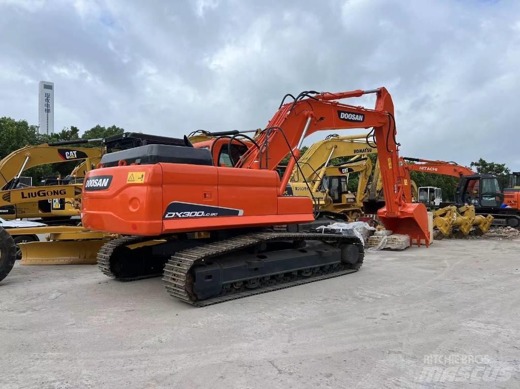 Doosan DX 300 Beltegraver