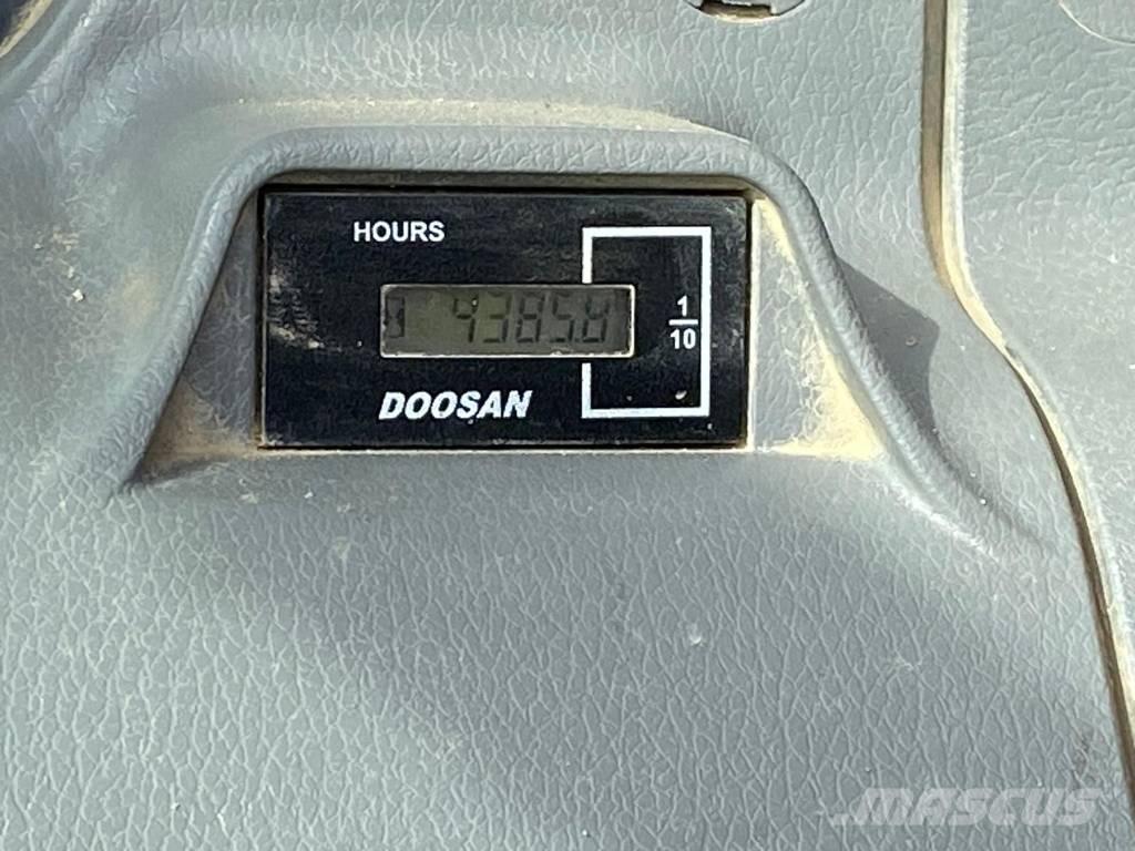 Doosan DX 160 LC Beltegraver