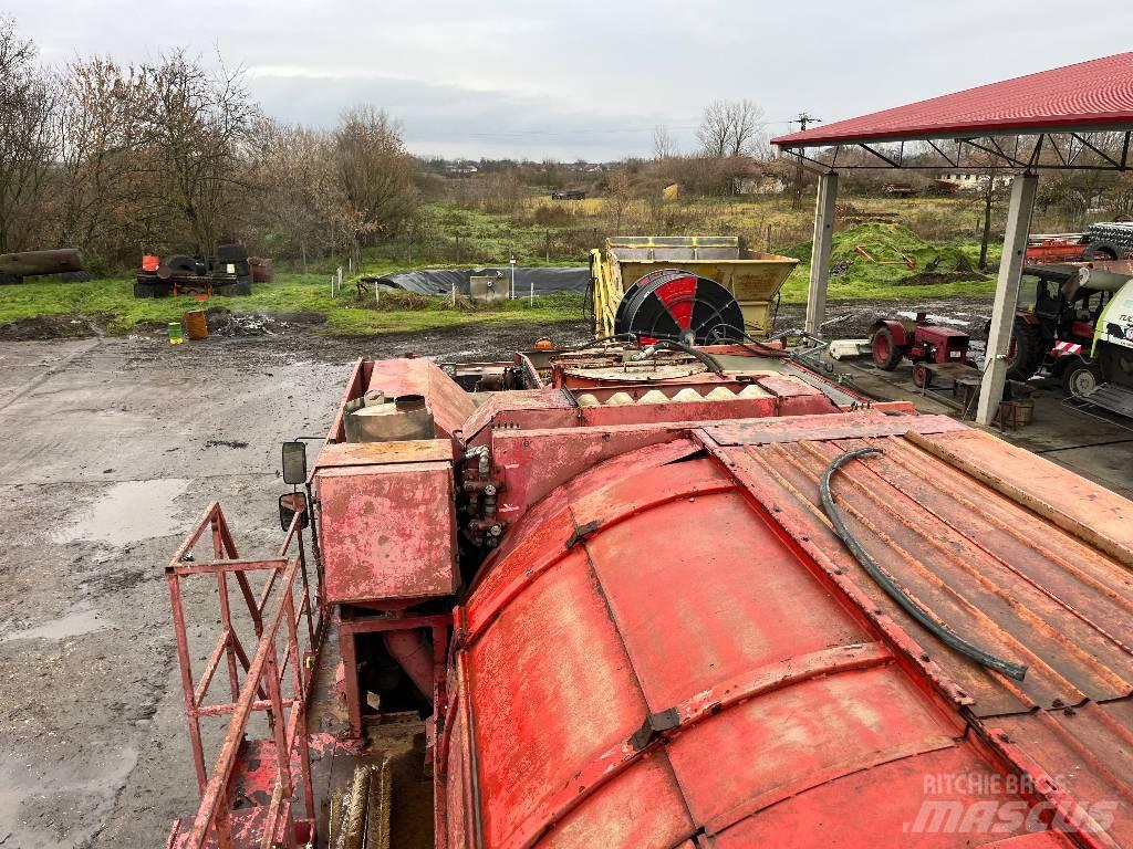 FMC 979 AT 6WD Erter treskere