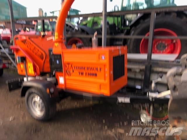 Timberwolf TW230/DHB Fliskuttere
