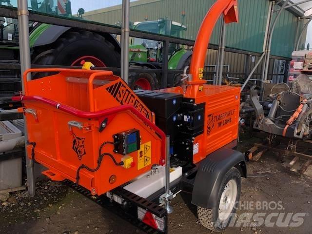Timberwolf TW230/DHB Fliskuttere