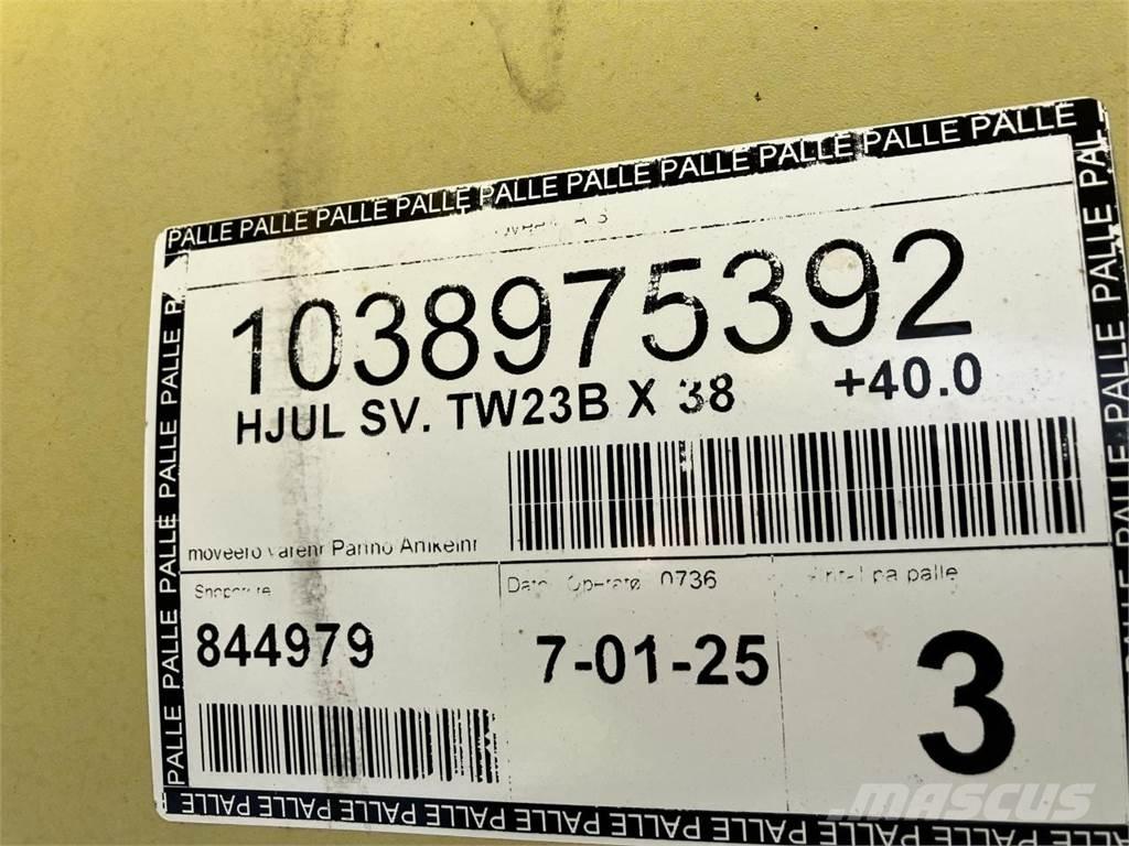 John Deere 23x38 Dekk, hjul og felger