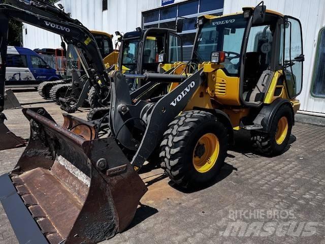 Volvo L 25 F Hjullastere