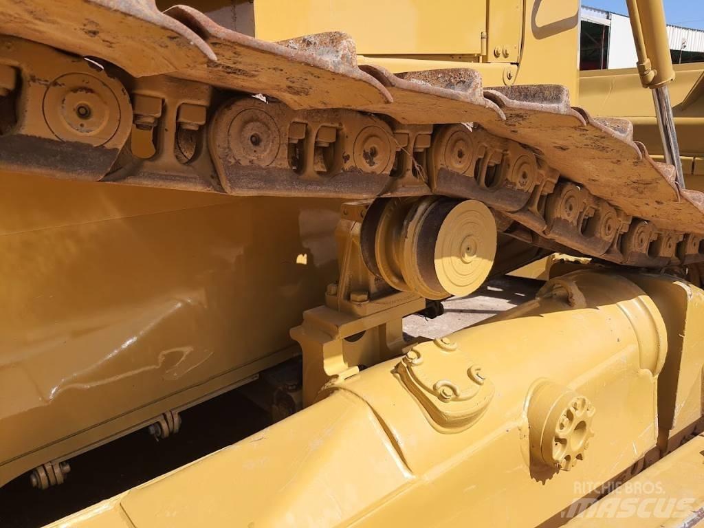CAT D 6 R XL III Dozere Beltegående