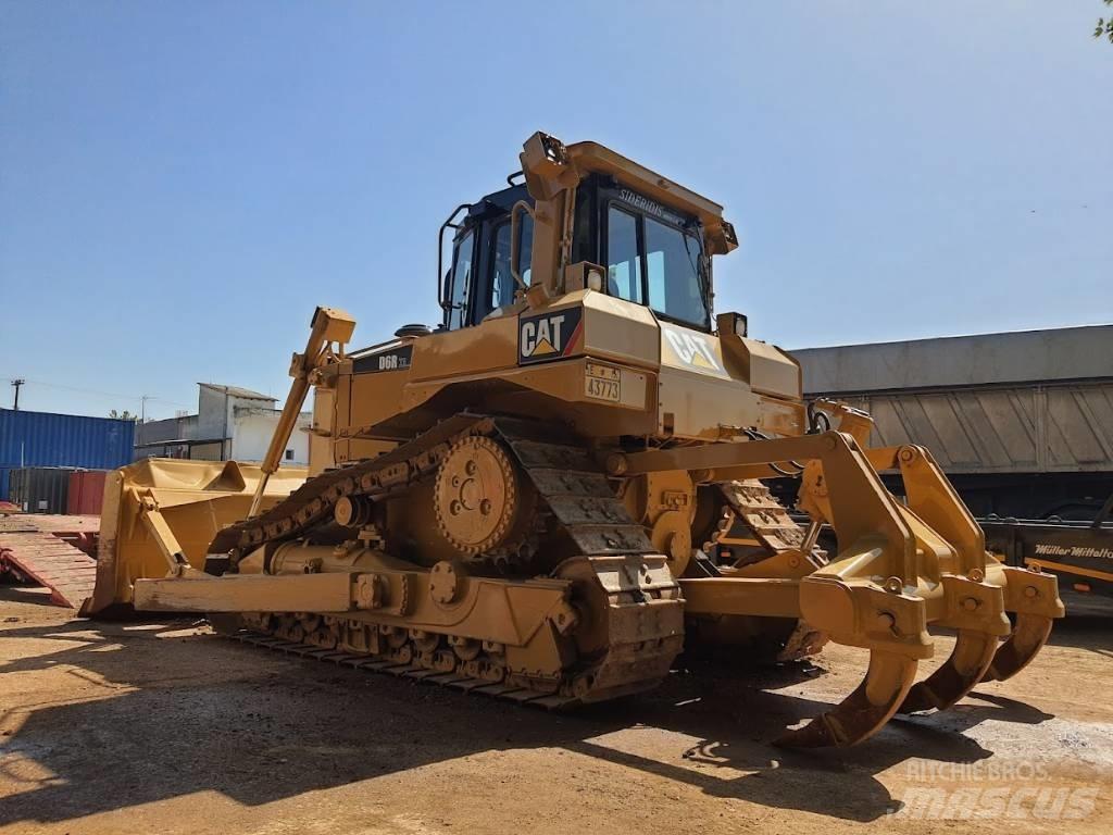 CAT D 6 R XL III Dozere Beltegående