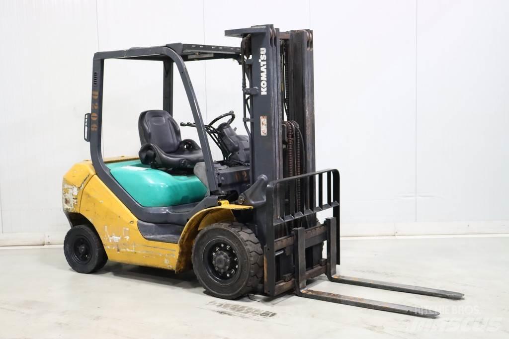 Komatsu FD25T-16 Diesel Trucker