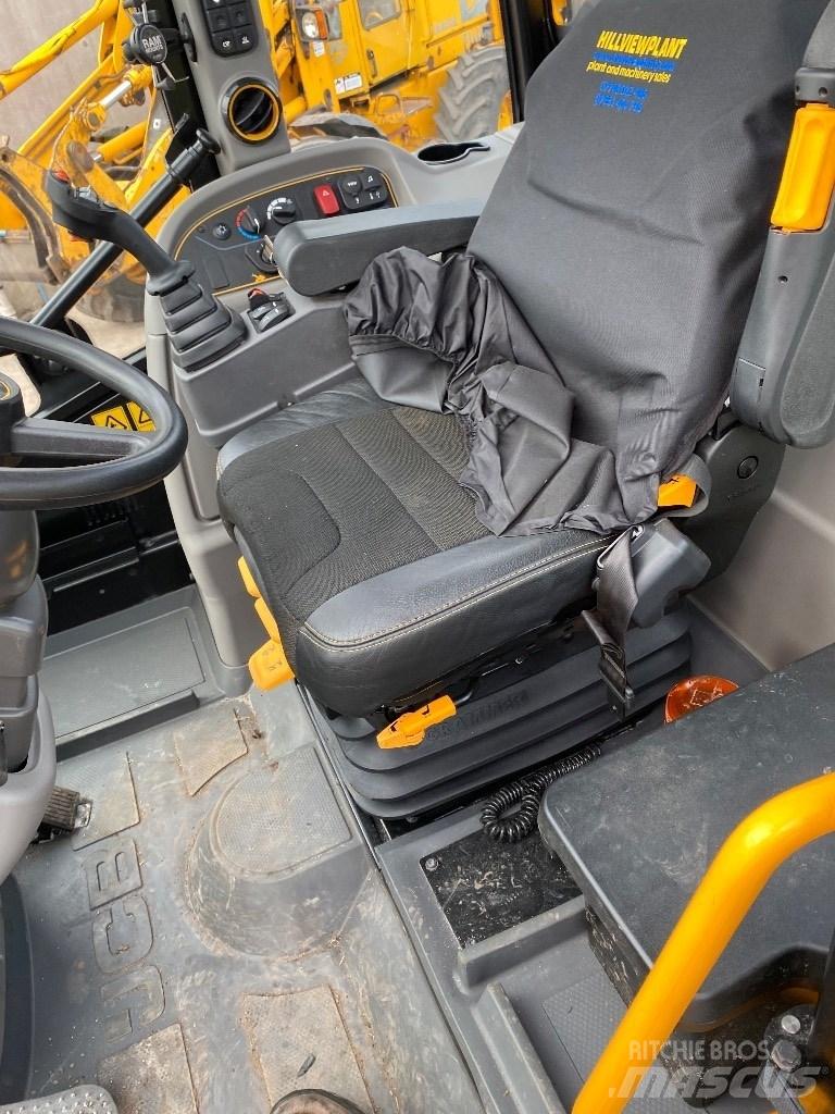JCB TM 320 S Teleskoplastere for Landbruk