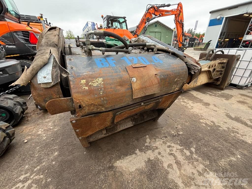 MB Crusher 120 Knuseskuffer