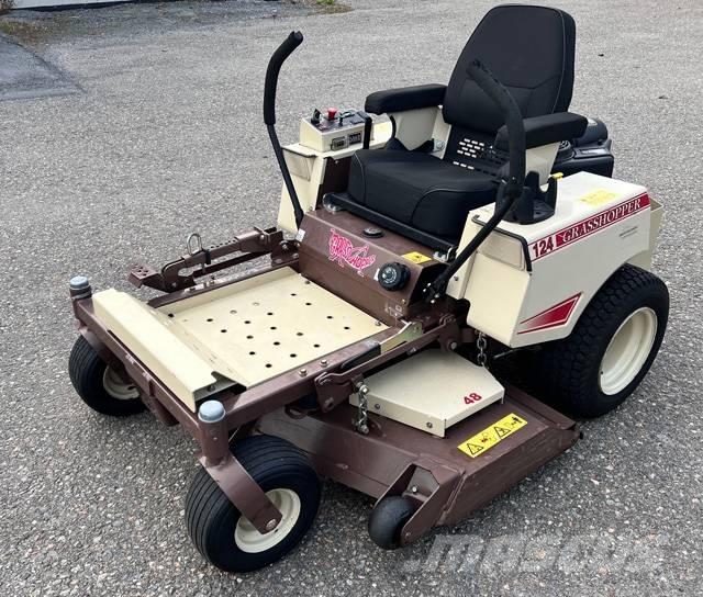 Grasshopper 124V/48R Spakstyrte gressklippere