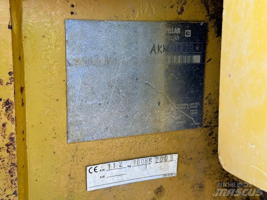 CAT D6N XL Dozere Beltegående