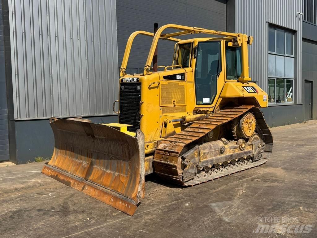 CAT D6N XL Dozere Beltegående