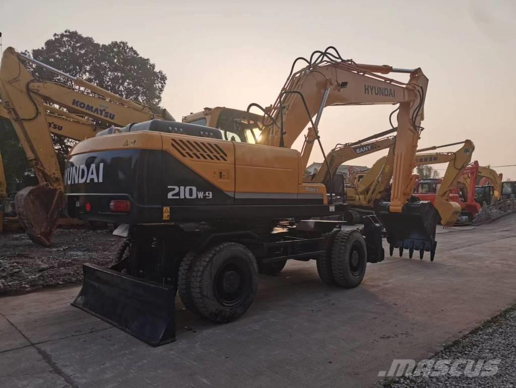 Hyundai R210W-7 Hjulgravere