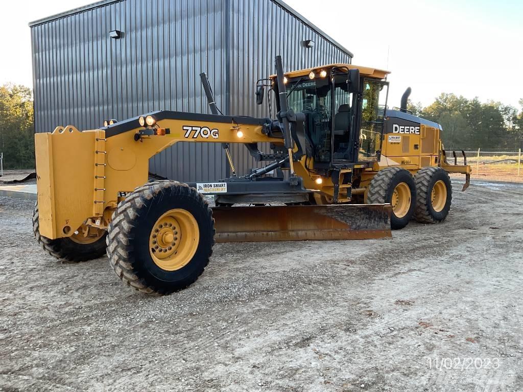 John Deere 770 G Veihøvler