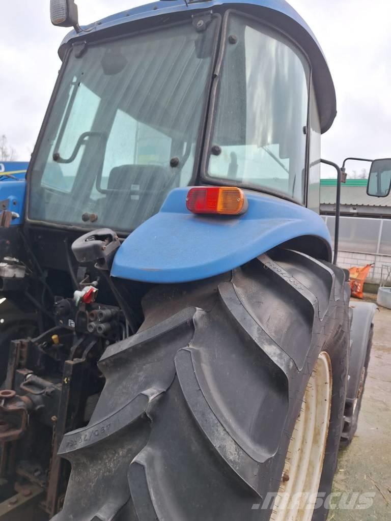New Holland TD 95 D Traktorer