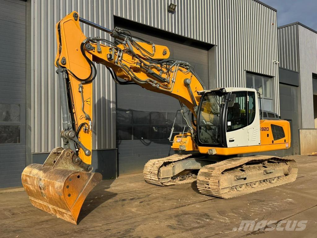 Liebherr R920LC Beltegraver