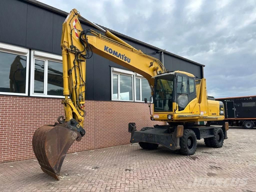 Komatsu PW200 Hjulgravere