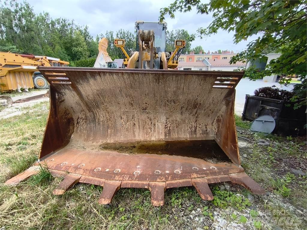 Komatsu WA600-6 Anlegg - Annet