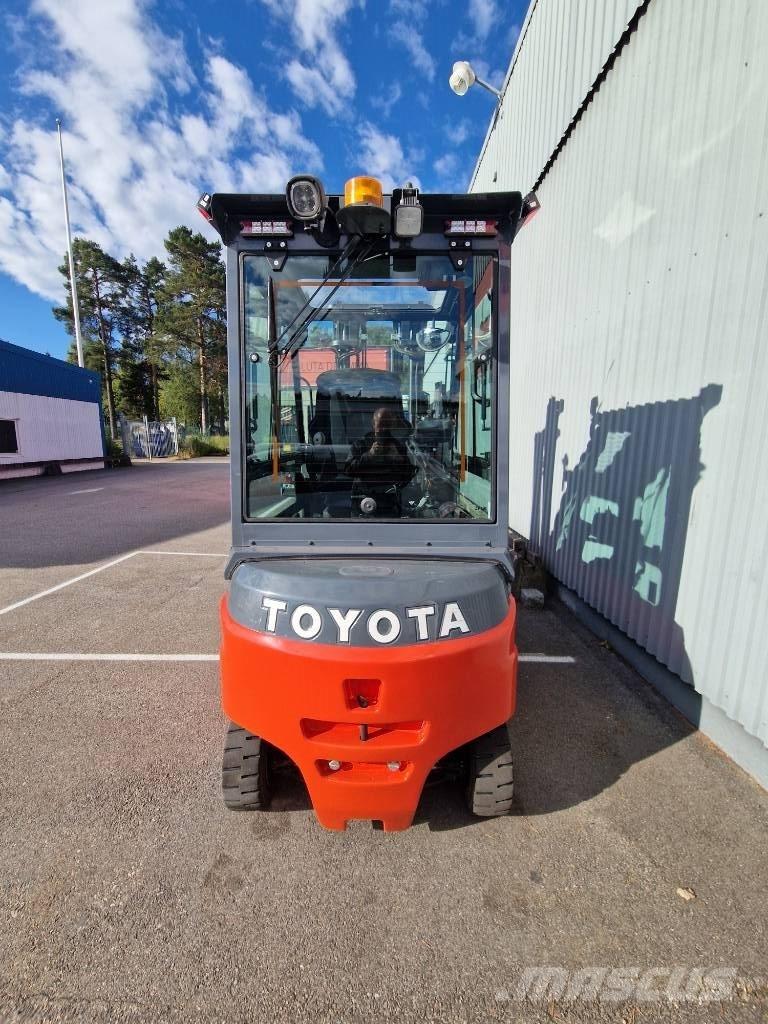 Toyota 8 FBMKT 30 Elektriske trucker