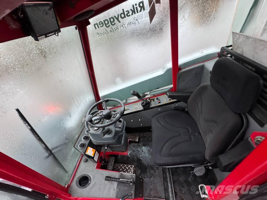 Timan Tool-Trac 245 Redskapsbærere