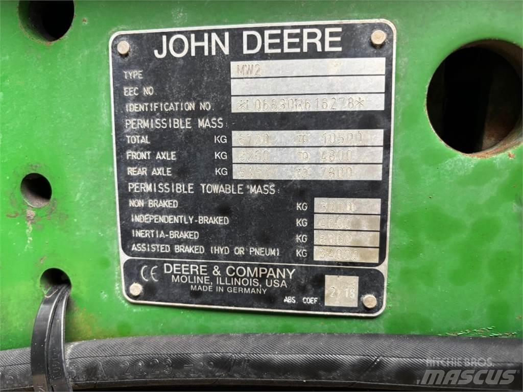 John Deere 6830 Traktorer
