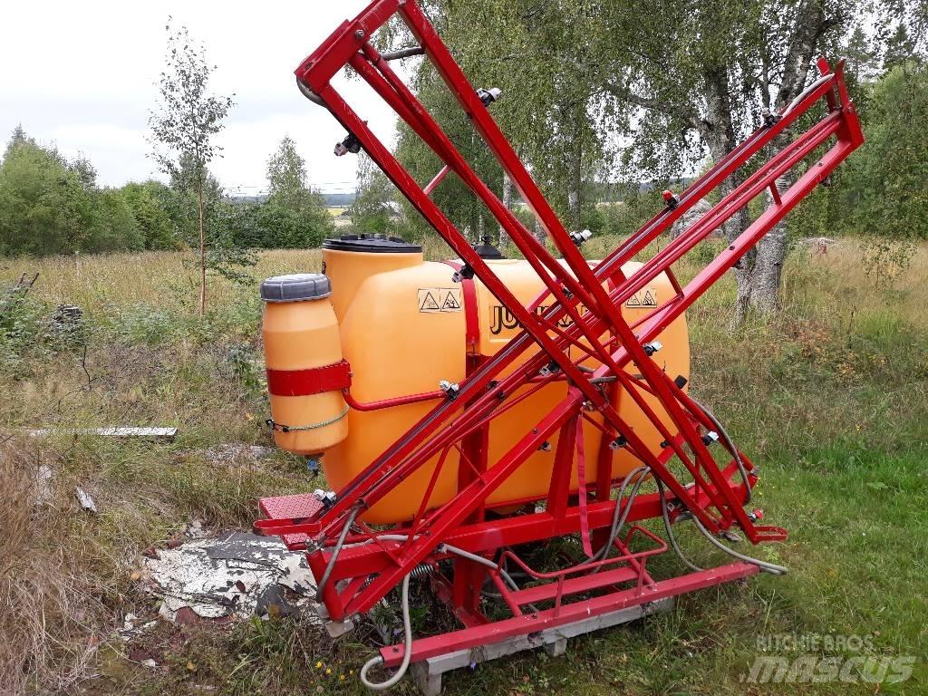 Junkkari 8/700 3-punktmonterte Sprøyter