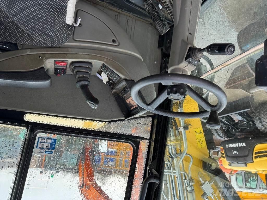 Yanmar B95W (40408) Hjulgravere