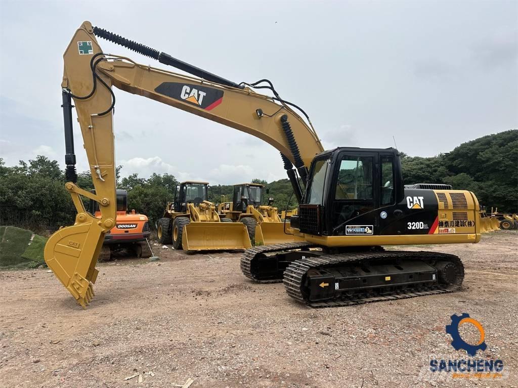 CAT 320 D 2 L Beltegraver