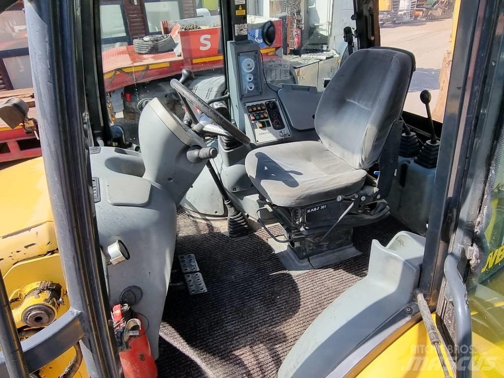 Komatsu WB 93 S-5EO Traktorgravere