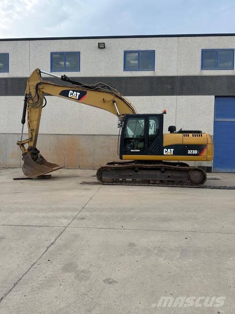 CAT 323 D LN Beltegraver