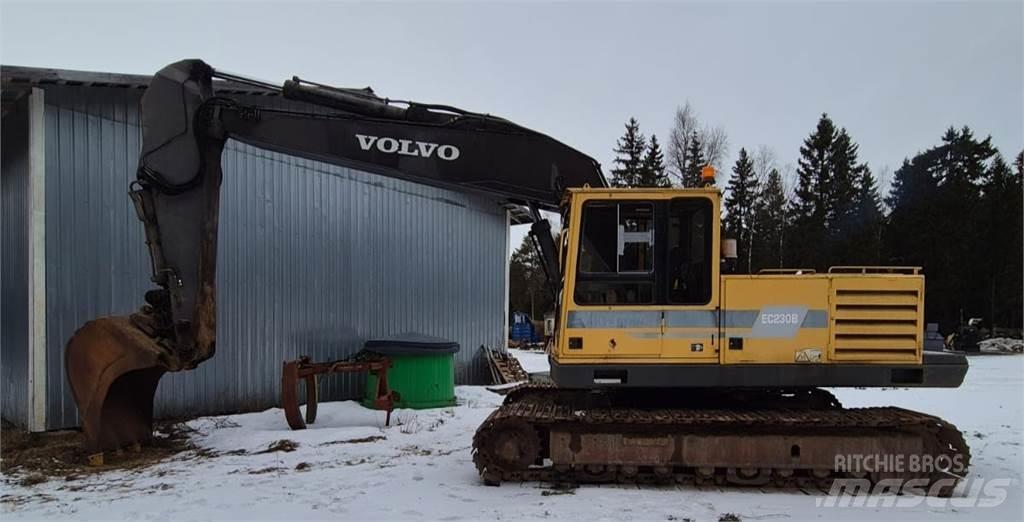 Volvo EC 230B Beltegraver