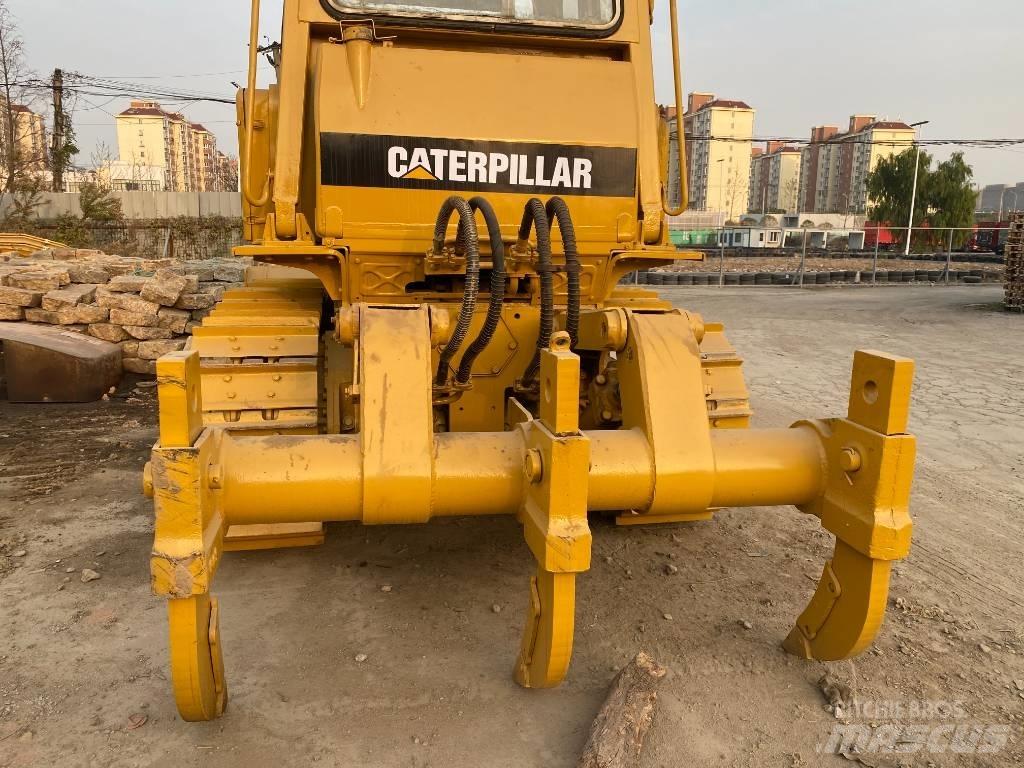CAT D 6 D Dozere Beltegående