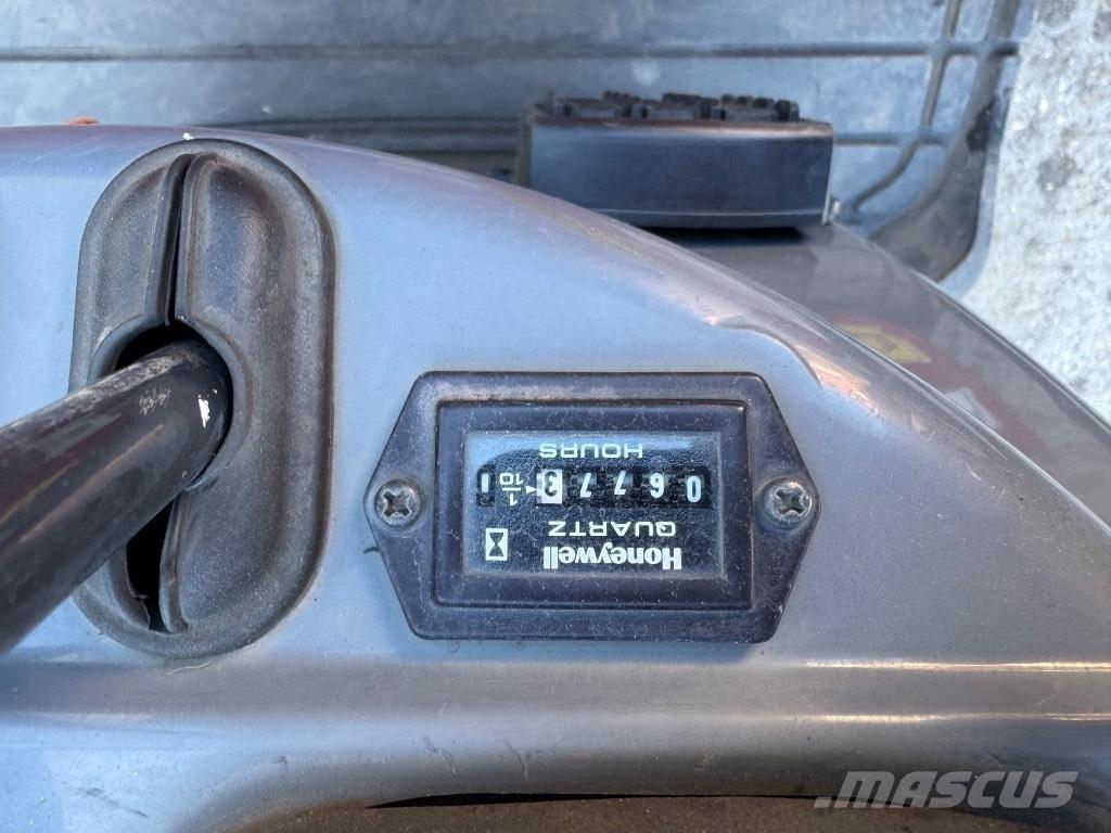 Yanmar SV08 (1D776) Minigravere <7t