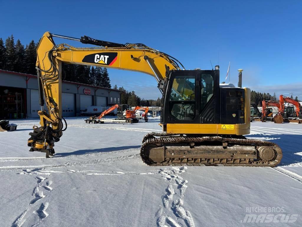 CAT 325 FL CR Beltegraver