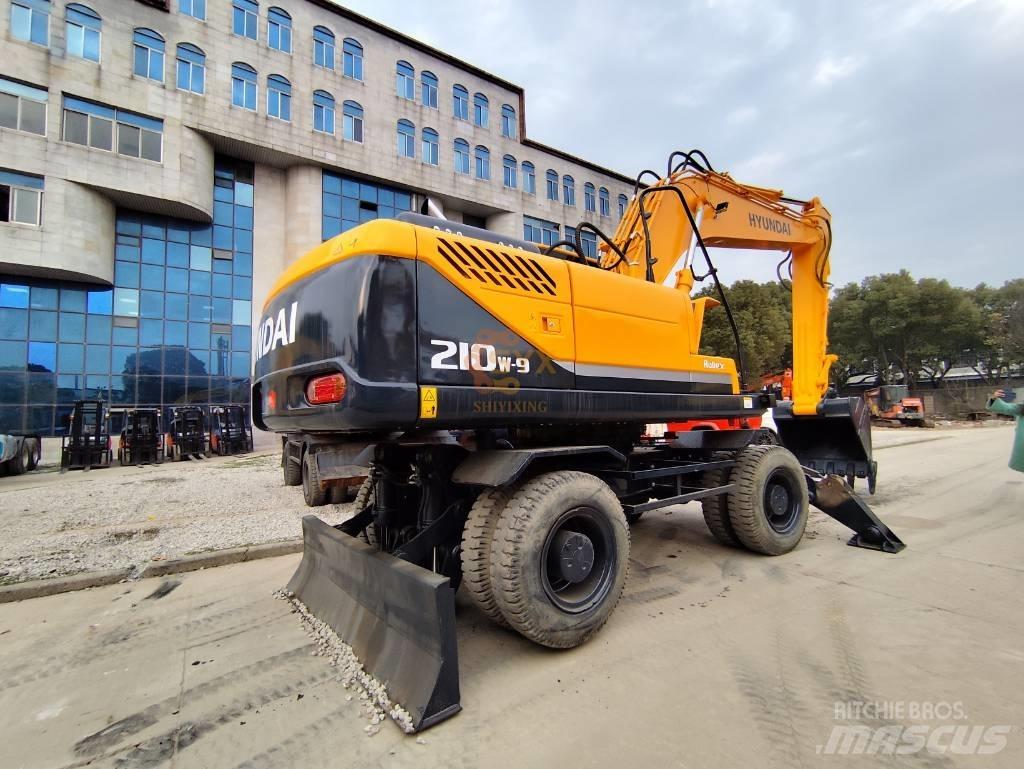 Hyundai 210W-9 Hjulgravere