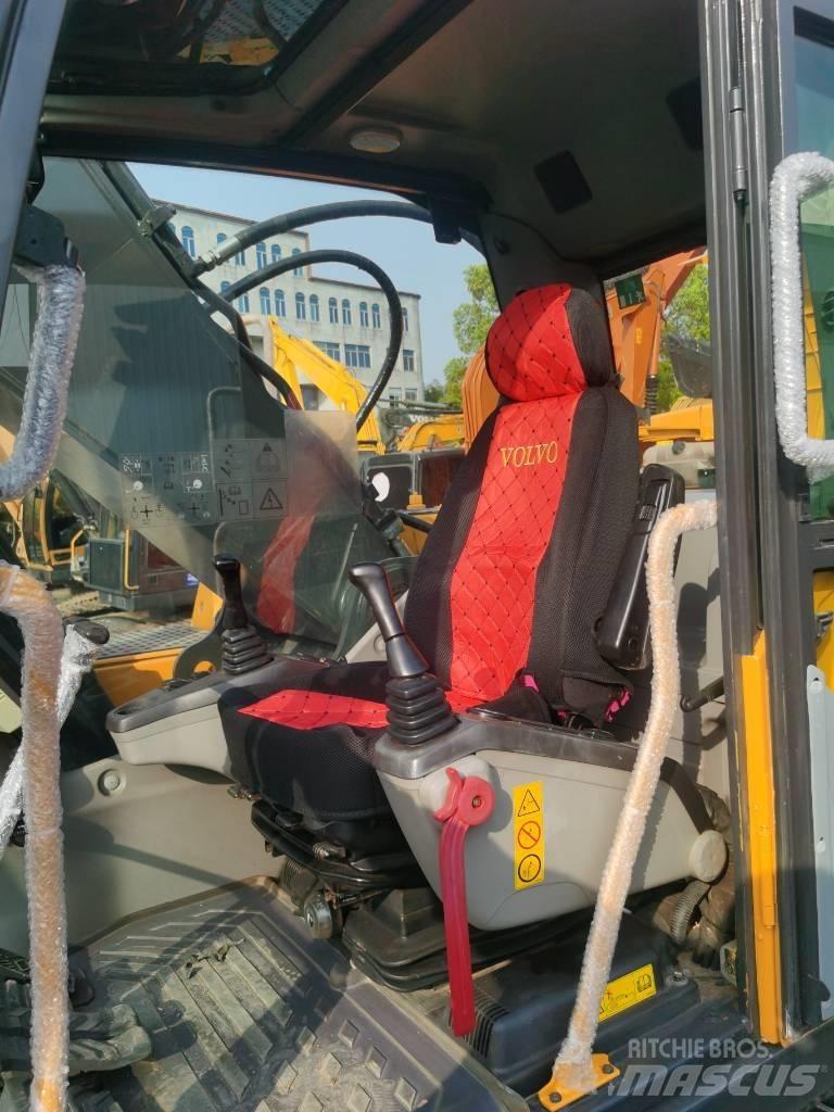 Volvo EC 250 D L Beltegraver