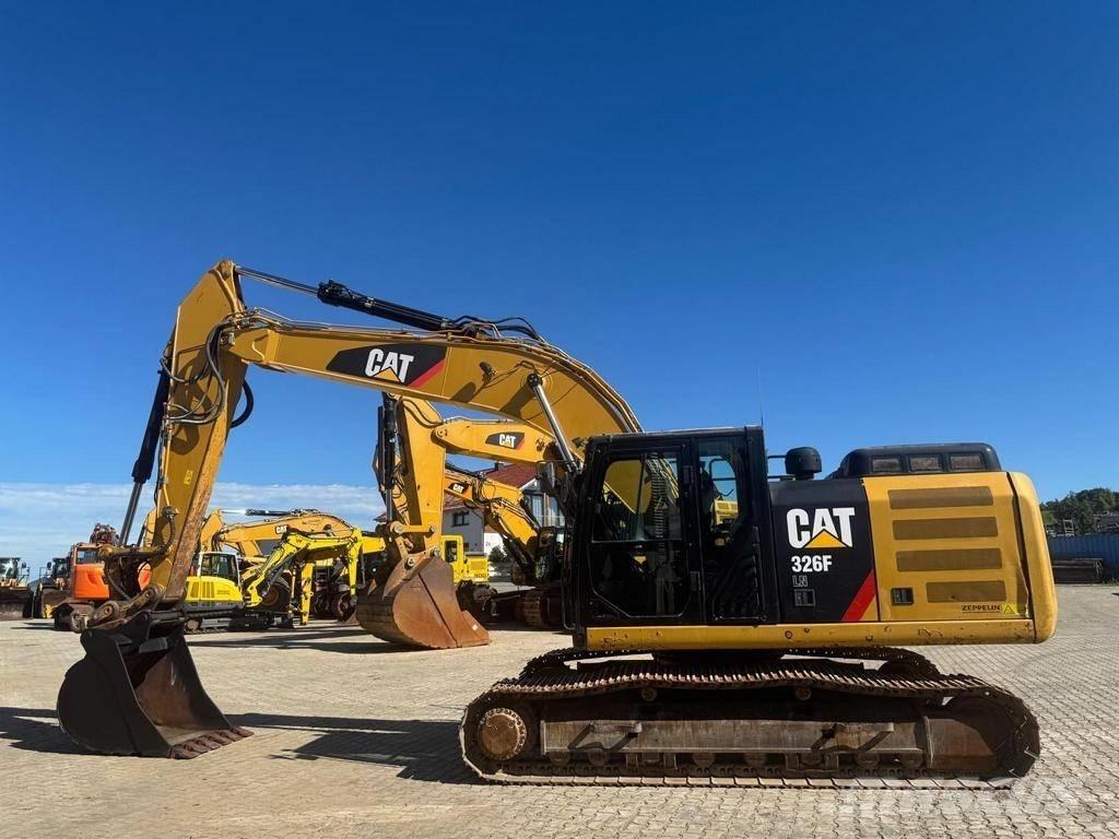 CAT 326 F LN Beltegraver