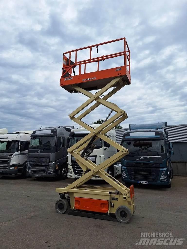 JLG 2030 ES Sakselifter