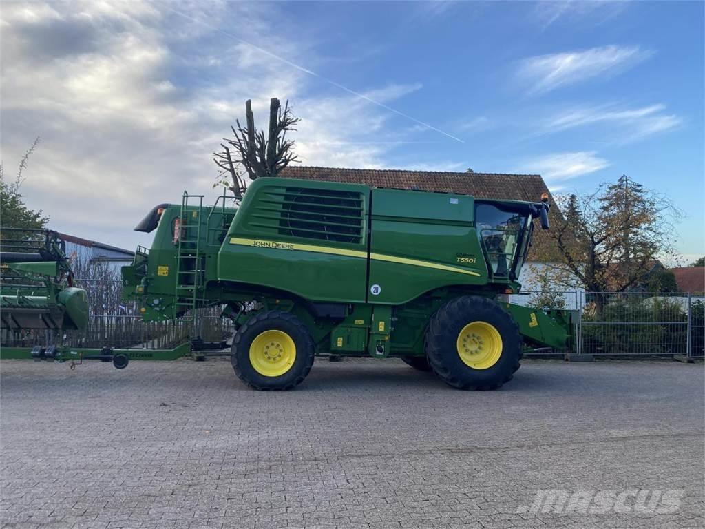 John Deere T550 Skurtreskere