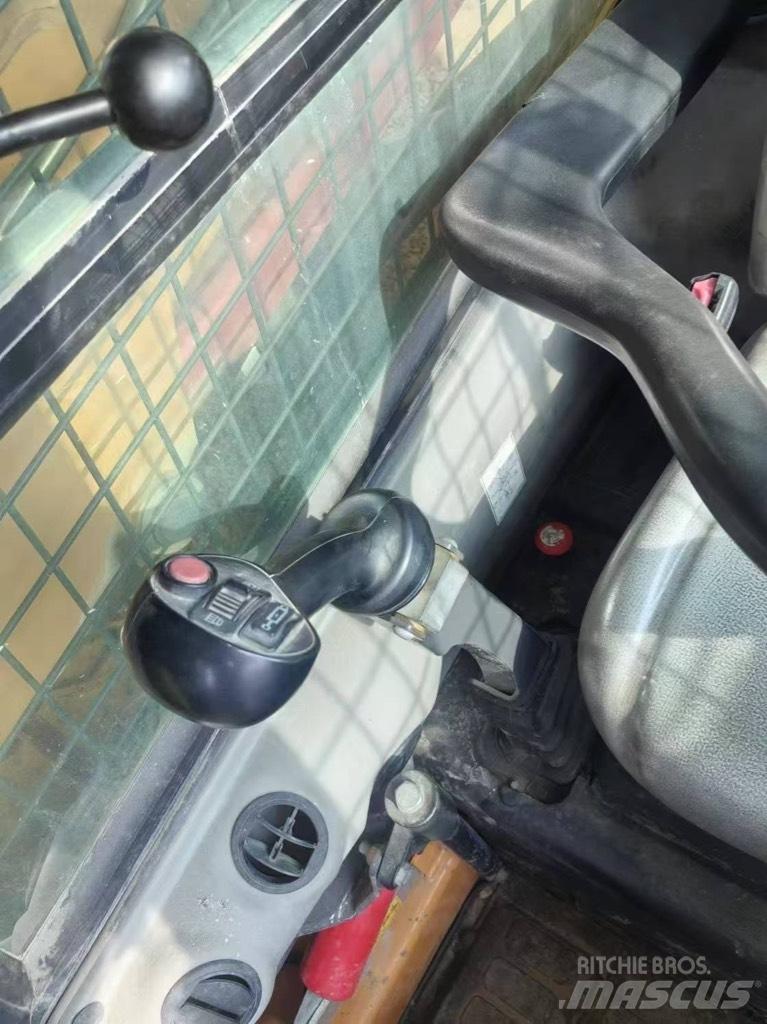 CASE SR 200 Kompaktlastere