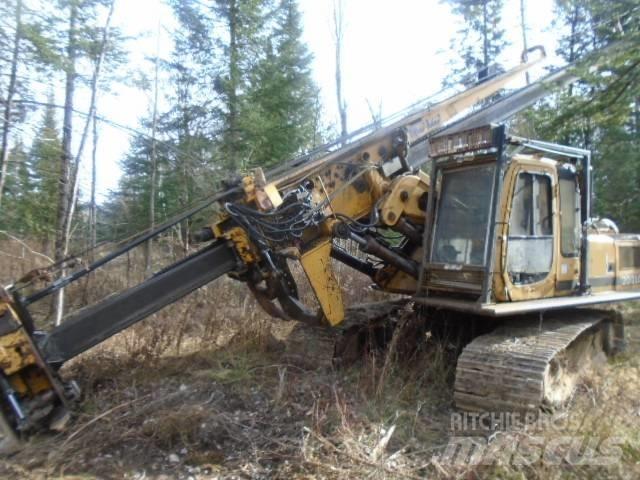 John Deere 200 LC Treknusere