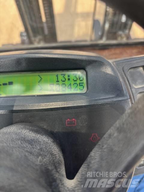 Yale GDP 35 VX Diesel Trucker