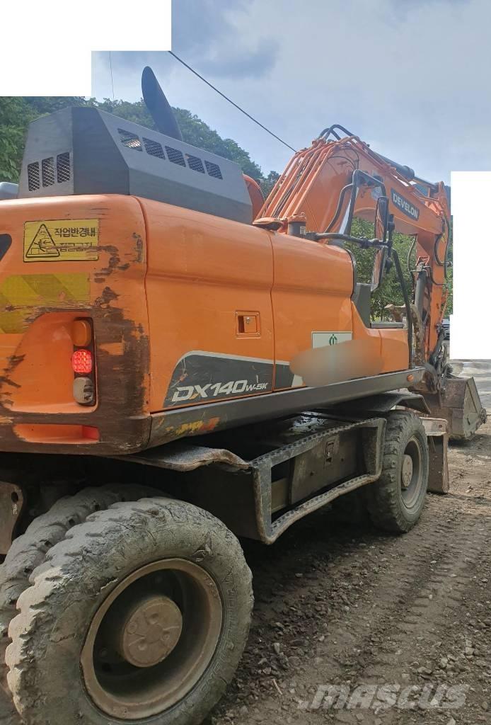 Doosan DX 140 W Hjulgravere
