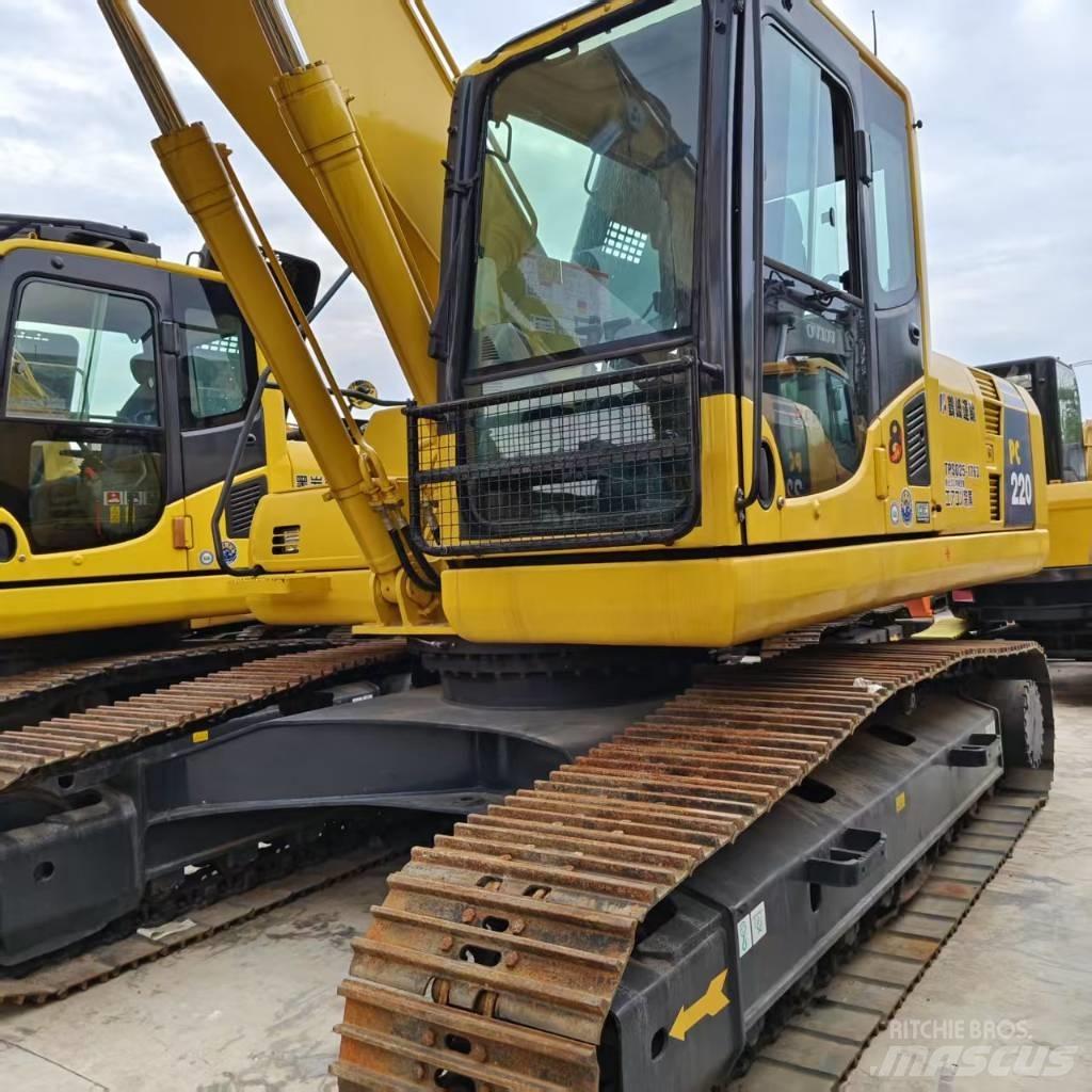 Komatsu PC 220-8 Beltegraver