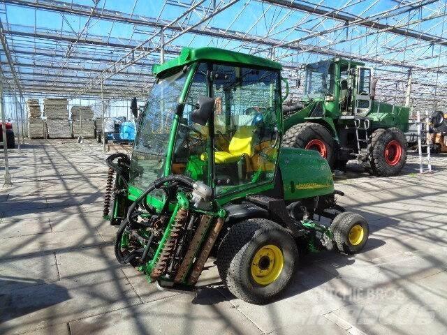 John Deere 3235C Sitteklippere